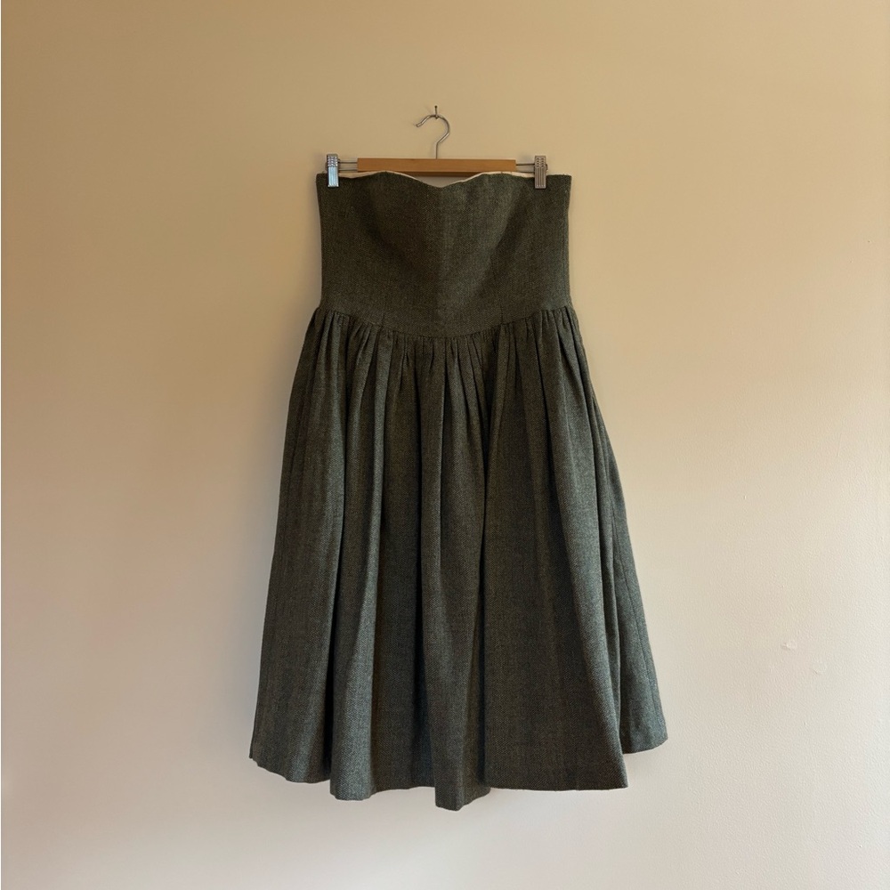 Isabelle Dunlop strapless wool dress made in Canada